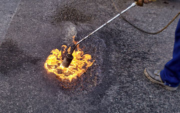 Oakhanger flat roofing repairs